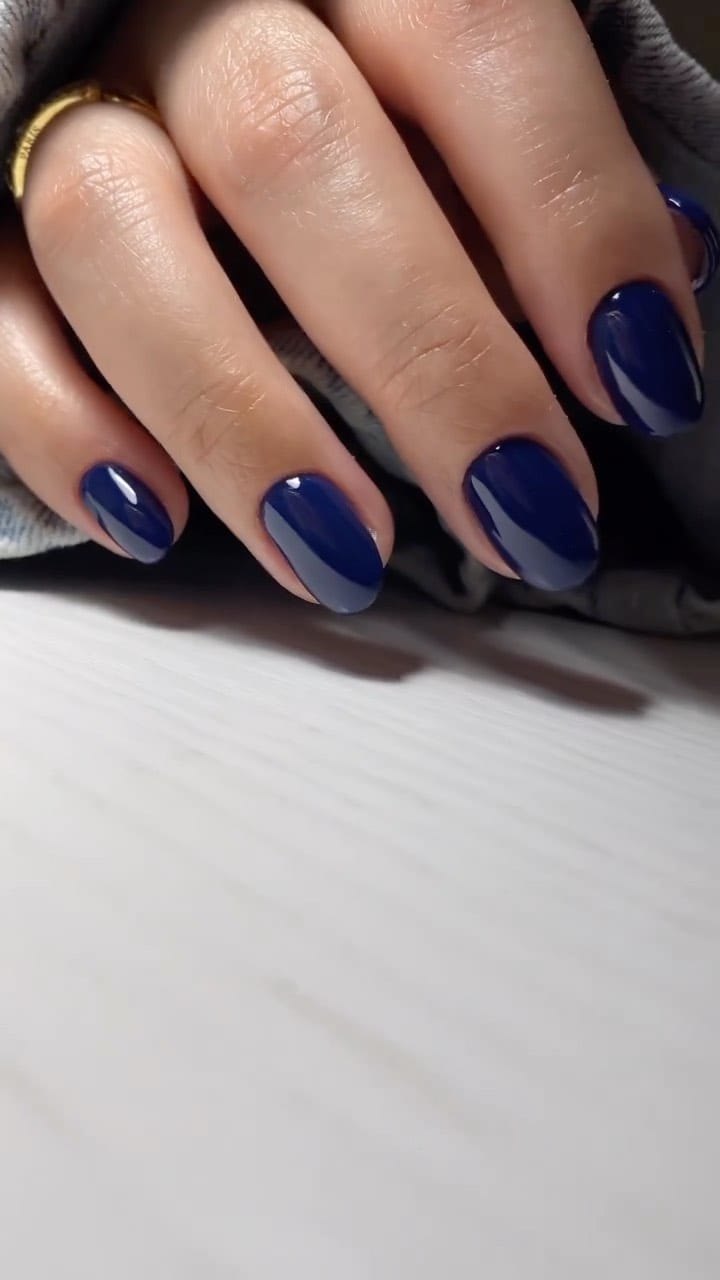 Post 9 by Youmi nail's💅 on Instagram (video)