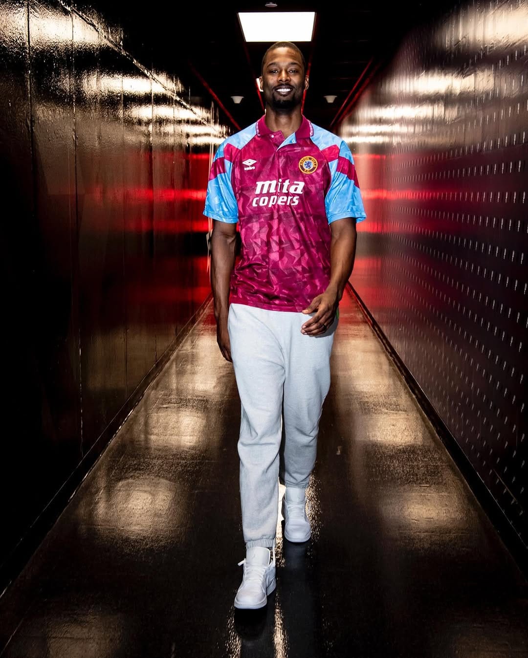 Post 4 by Harrison Barnes on Instagram (carousel)
