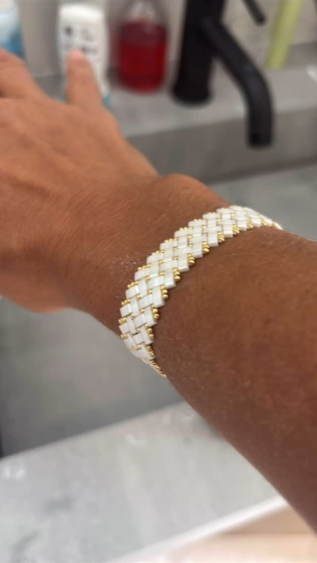 Post 10 by Cecilia de Pardieu on Instagram (video)
