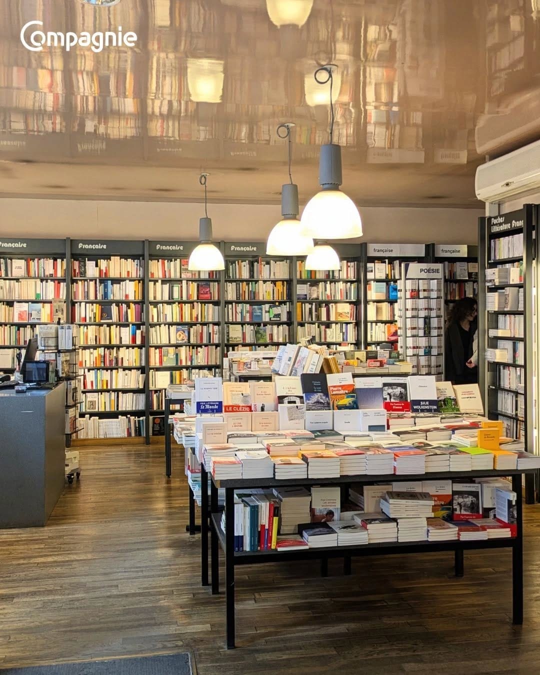Post 6 by Librairie Compagnie on Instagram (carousel)