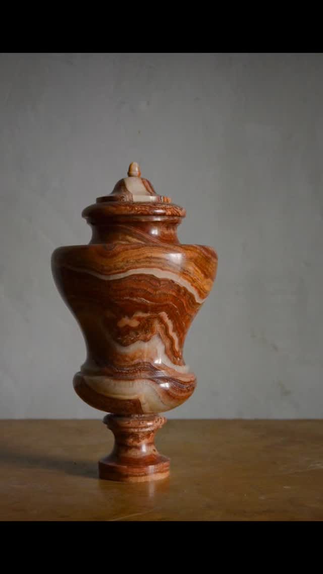 Post 4 by Galerie Marc PHILIPPE on Instagram (video)