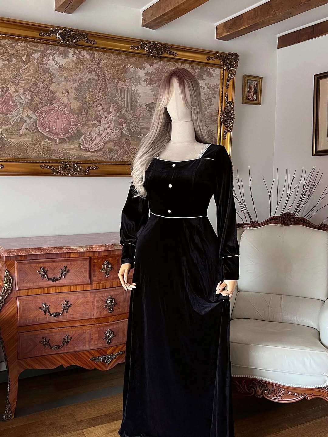 Post 6 by 𝐑𝐎𝐁𝐄𝐒 𝐃𝐄 𝐌𝐀𝐈𝐒𝐎𝐍 🦢🫧🎀 𝑯𝑶𝑼𝑺𝑬 𝑫𝑹𝑬𝑺𝑺𝑬𝑺 on Instagram (image)