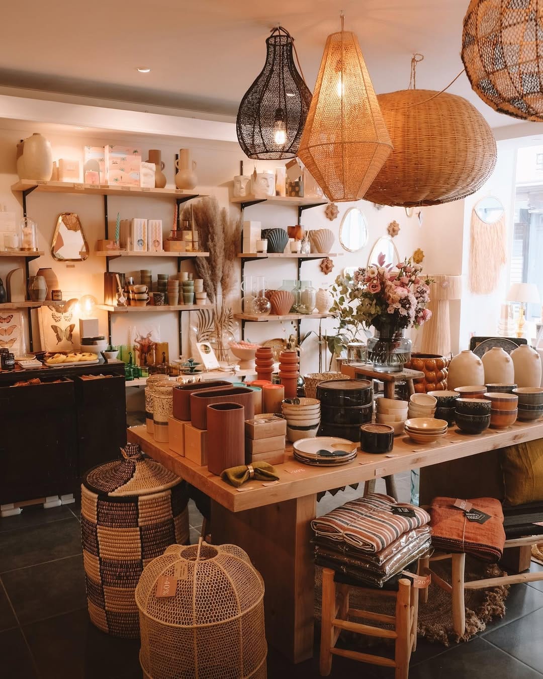 Post 1 by Vadrouille Shop on Instagram (image)