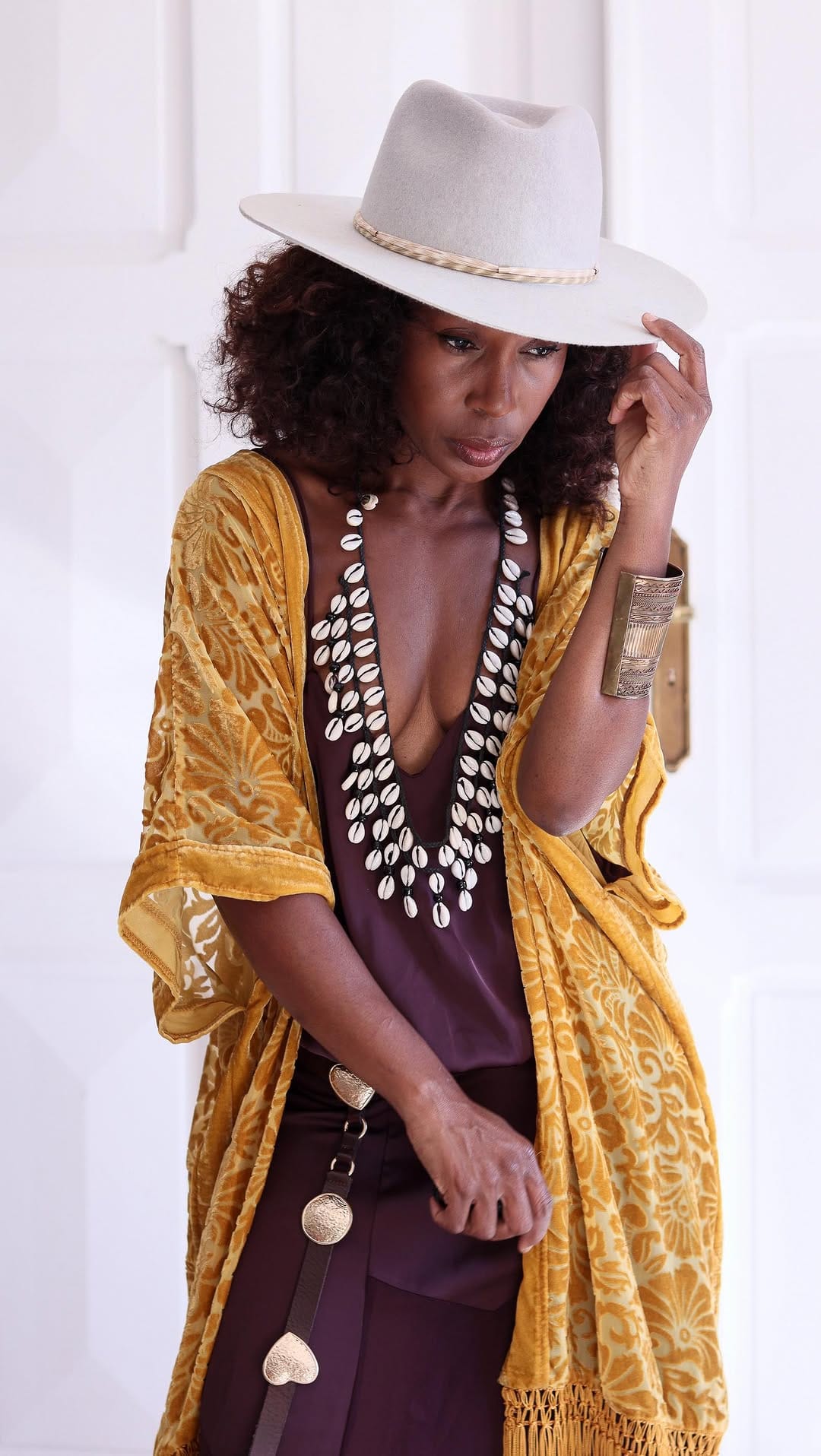 Post 9 by Imodi vintage on Instagram (video)