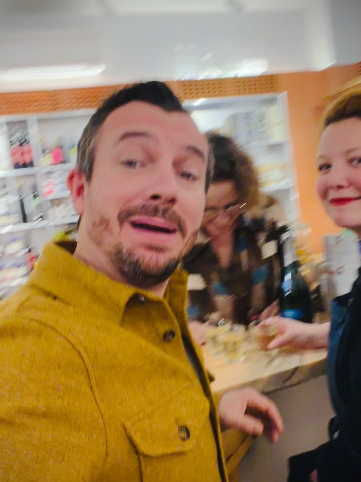 Post 6 by L’épicerie de Loïc.B on Instagram (carousel)