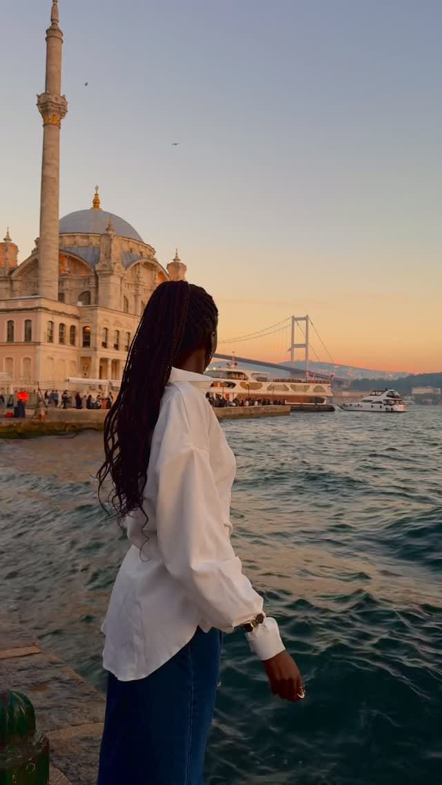 Post 2 by Léna | Ta voyageuse préf | UGC ✨ on Instagram (video)