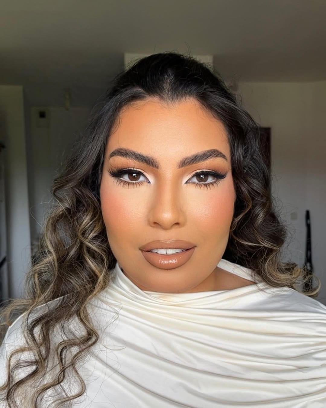 Post 5 by Bridal specialist makeup/ Hairstyle / Pose hijeb et Turban on Instagram (image)