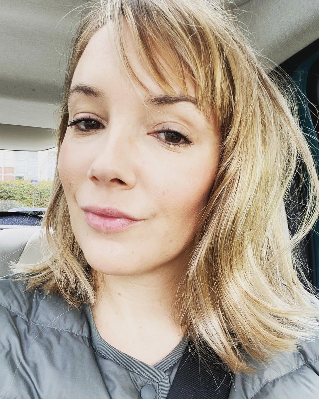 Post 2 by La Vie Est Belle on Instagram (image)