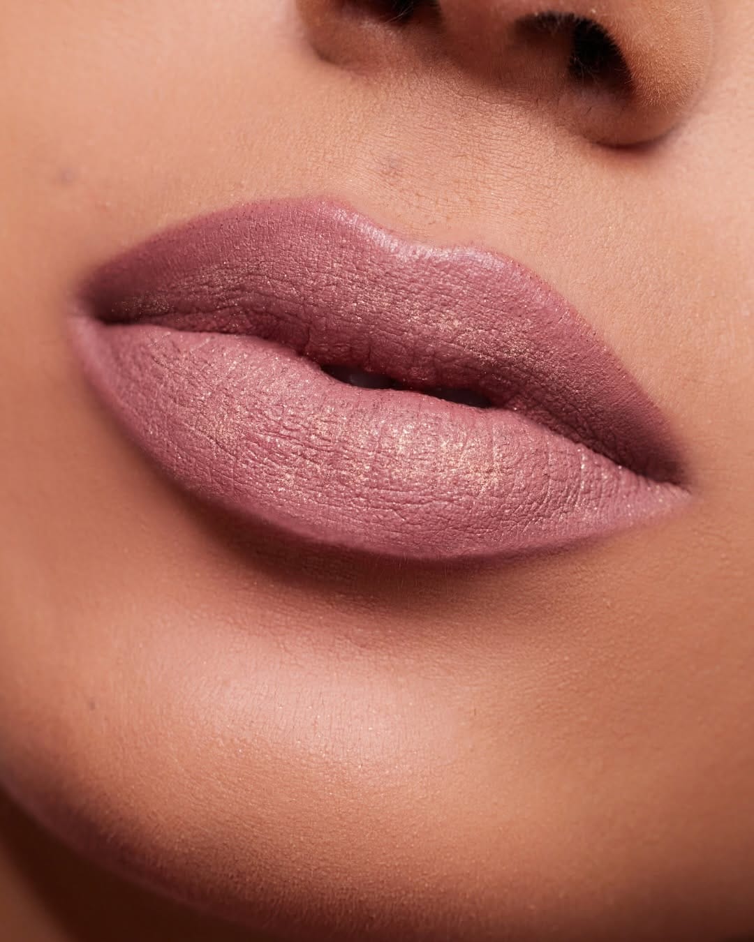 Post 8 by BE Creative Make Up on Instagram (carousel)
