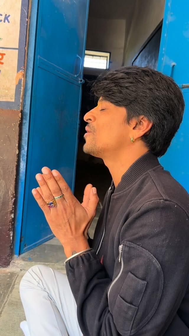 Post 9 by Rakesh Jain on Instagram (video)
