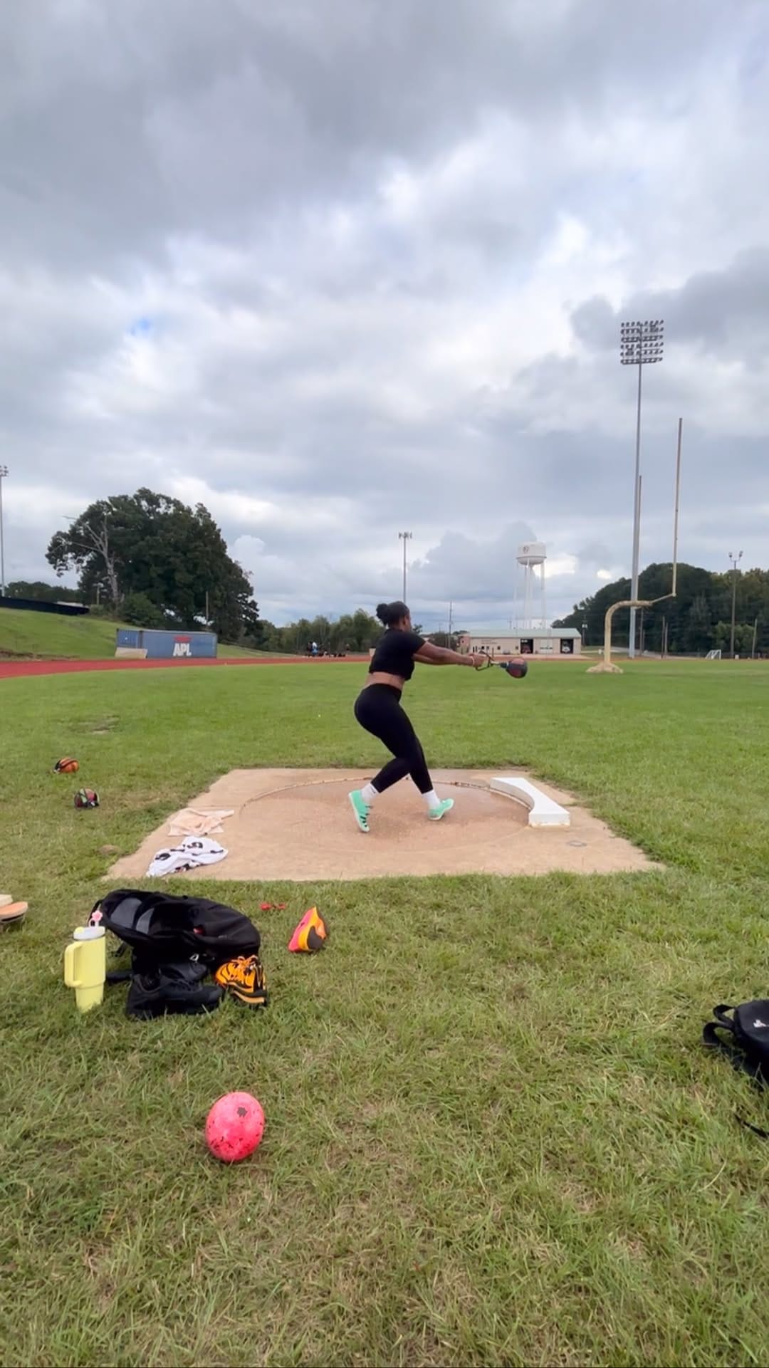 Post 10 by Hagan Landry on Instagram (video)