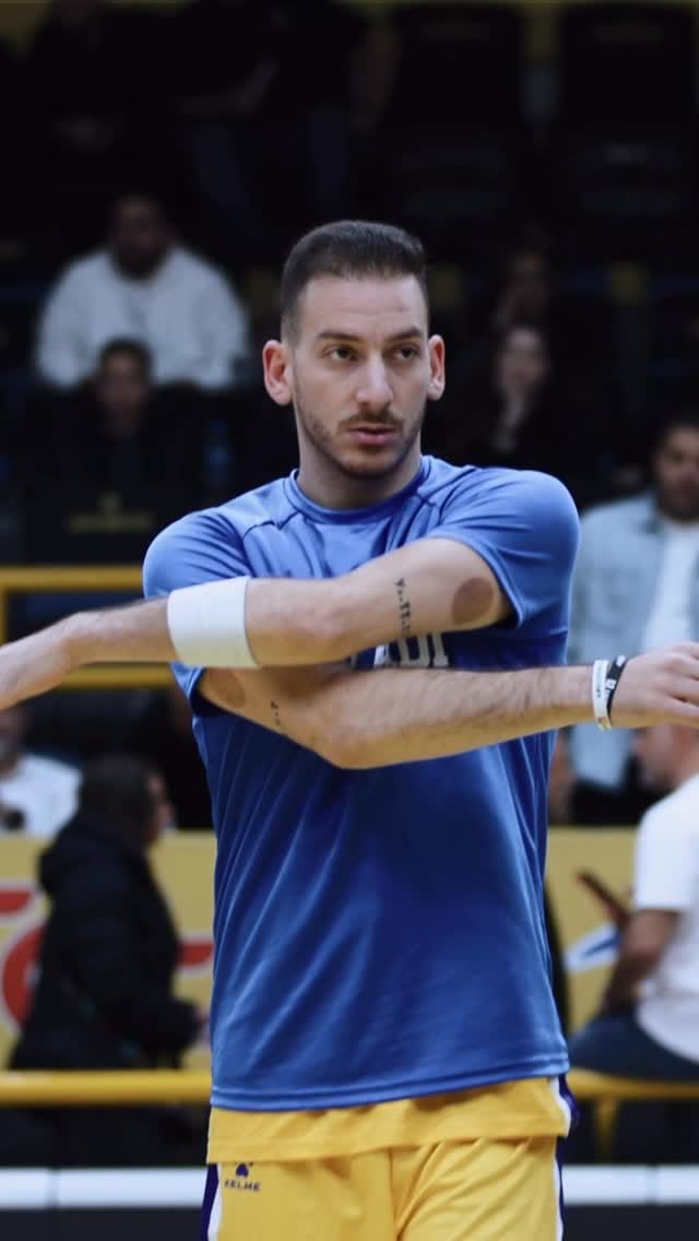 Post 6 by Karim Zeinoun on Instagram (video)