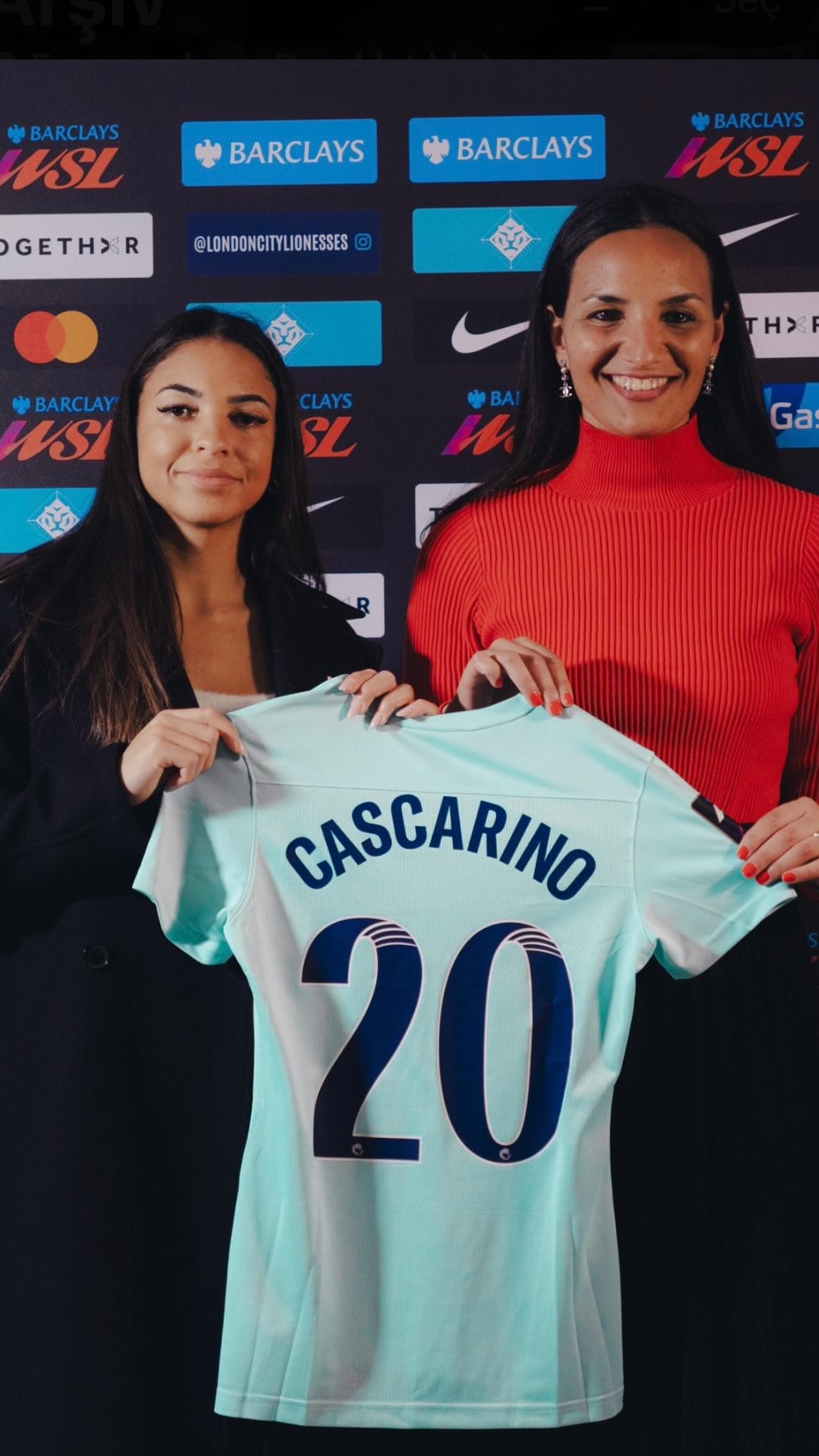 Post 3 by Delphine Cascarino on Instagram (video)