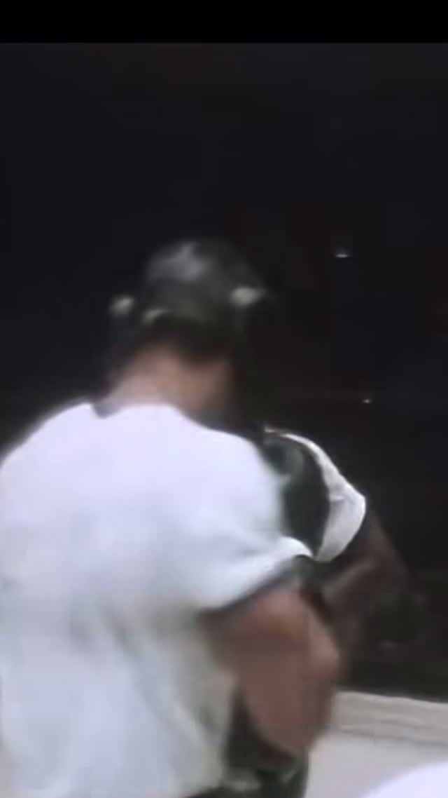 Post 1 by 𝕔𝕒𝕣𝕝𝕠𝕤 𝕥𝕒𝕜𝕒𝕞 on Instagram (video)