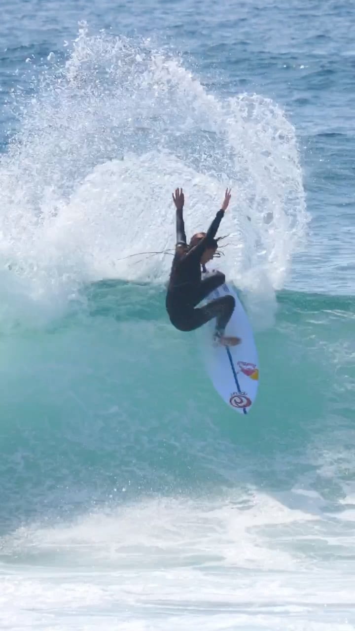 Post 10 by Teresa Bonvalot on Instagram (video)