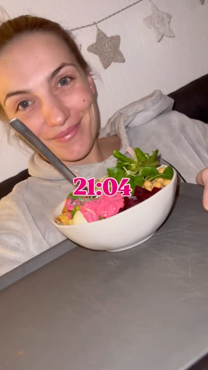 Post 2 by Gurisatti Gréta OLY on Instagram (video)