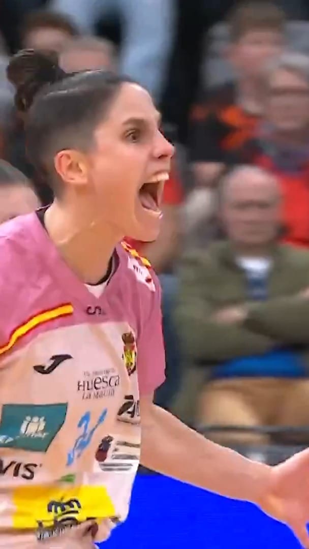 Post 5 by Paula Arcos on Instagram (video)