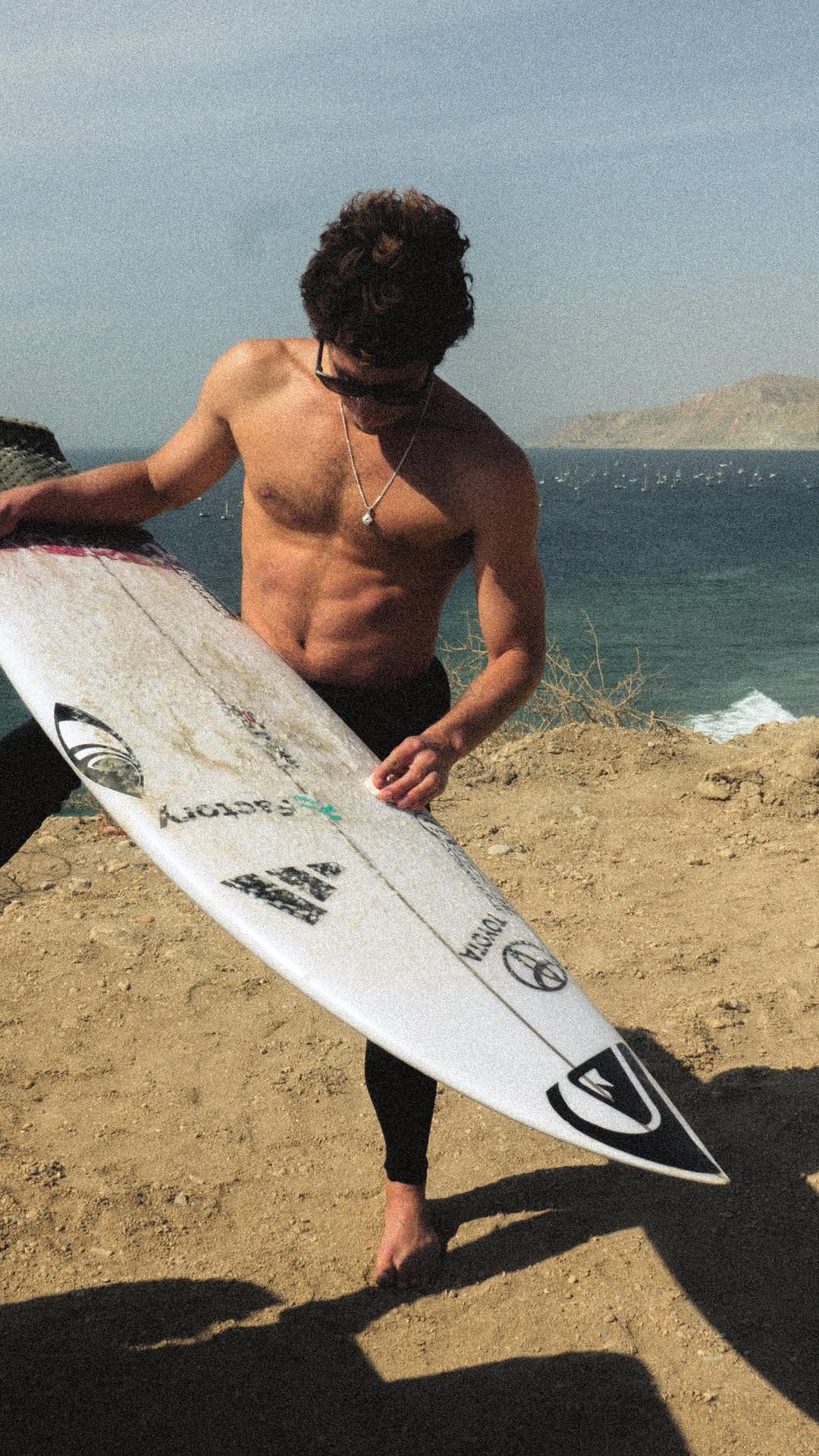Post 2 by Lucca Mesinas on Instagram (video)