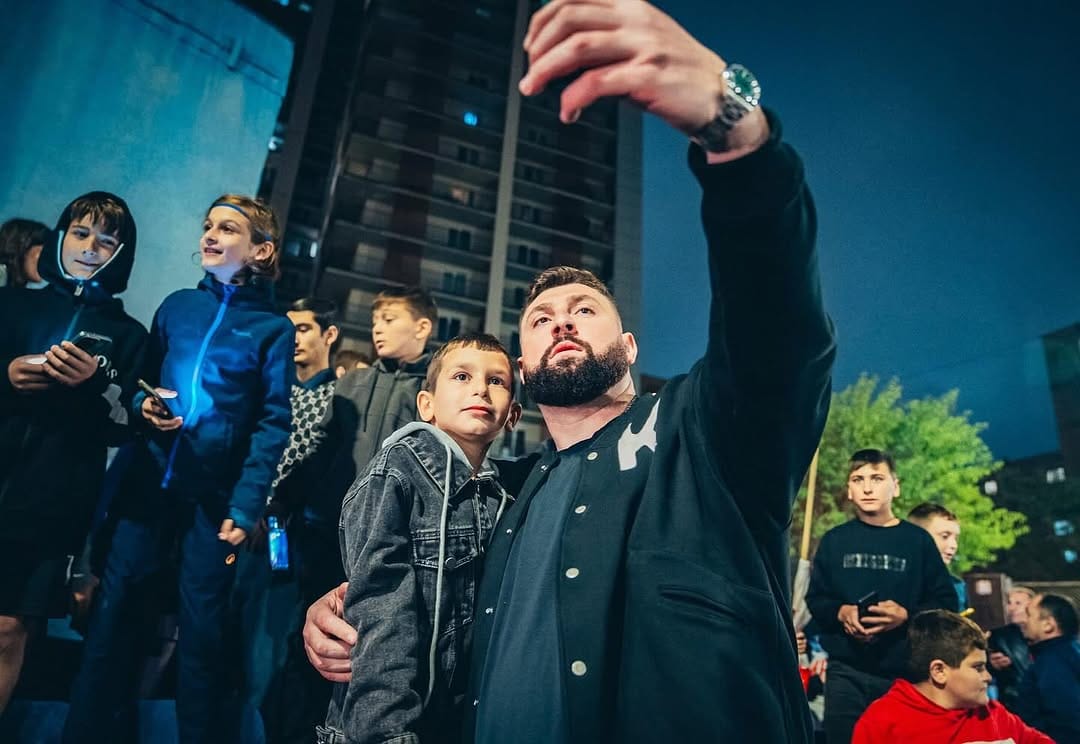 Post 9 by Lasha Talakhadze on Instagram (image)