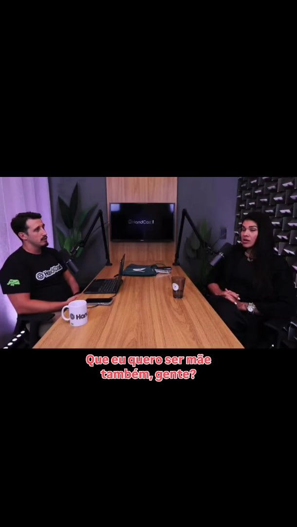 Post 5 by Samara Vieira on Instagram (video)