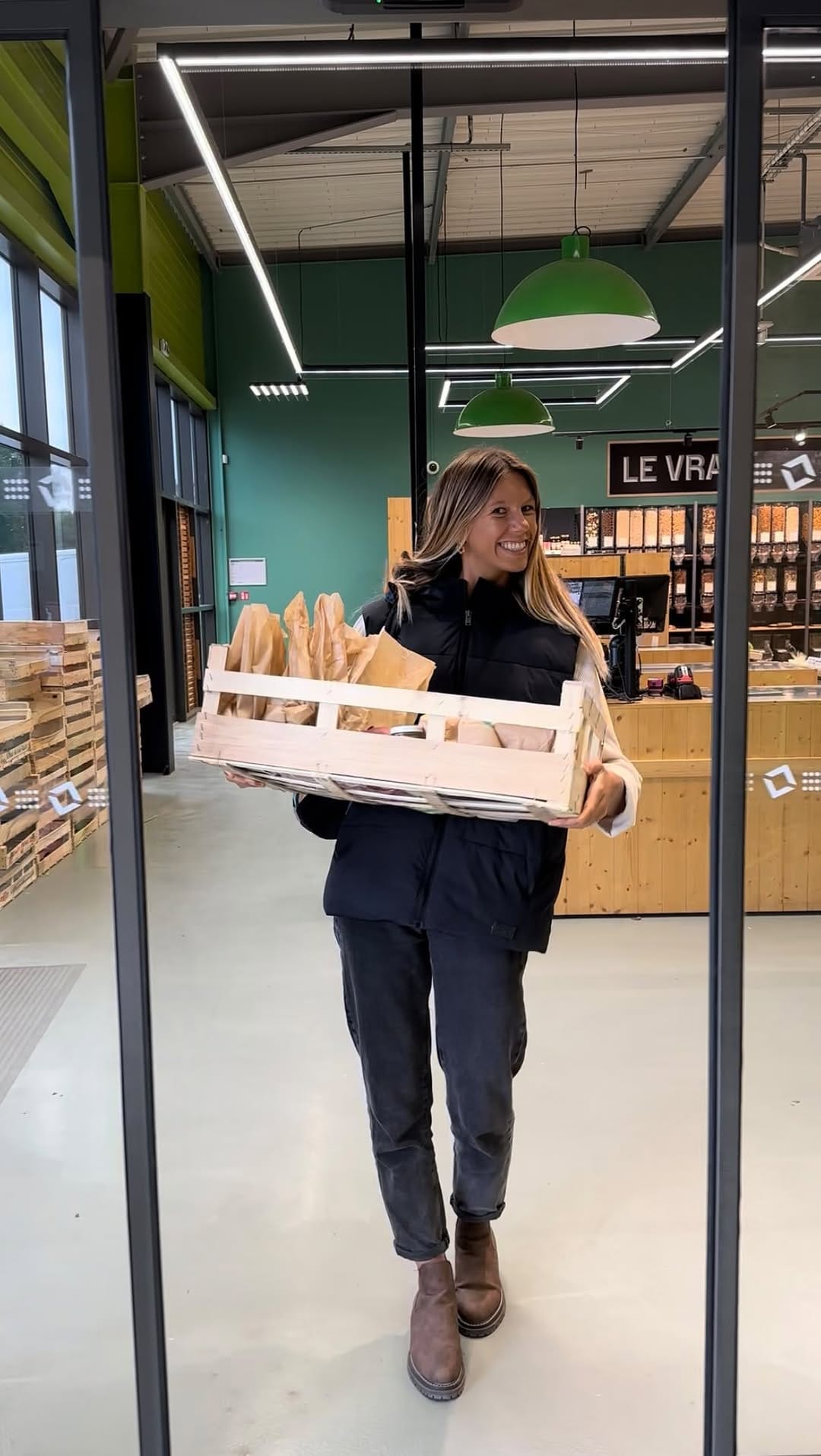 Post 4 by Zoé Grospiron on Instagram (video)