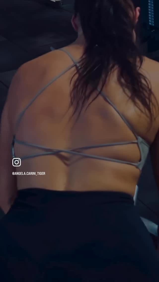 Post 5 by 𝑨𝒏𝒈𝒆𝒍𝒂 𝑪𝒂𝒓𝒊𝒏𝒊 on Instagram (video)