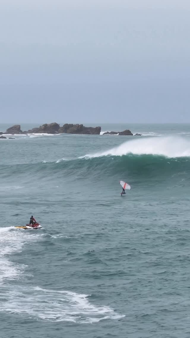 Post 8 by Benoit Carpentier on Instagram (video)