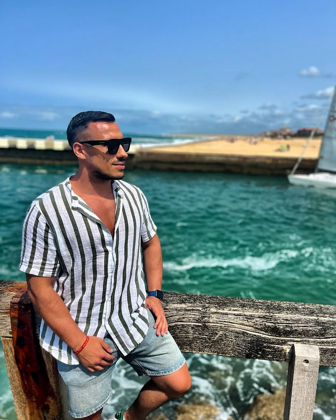 Post 8 by Alex Fitan on Instagram (image)