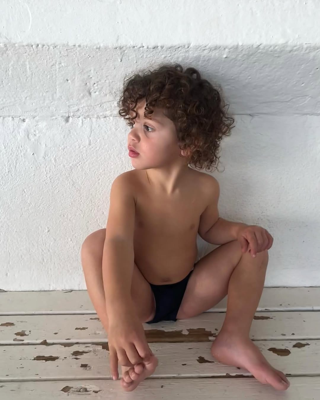 Post 8 by Michael Alexandre Bodegas on Instagram (carousel)