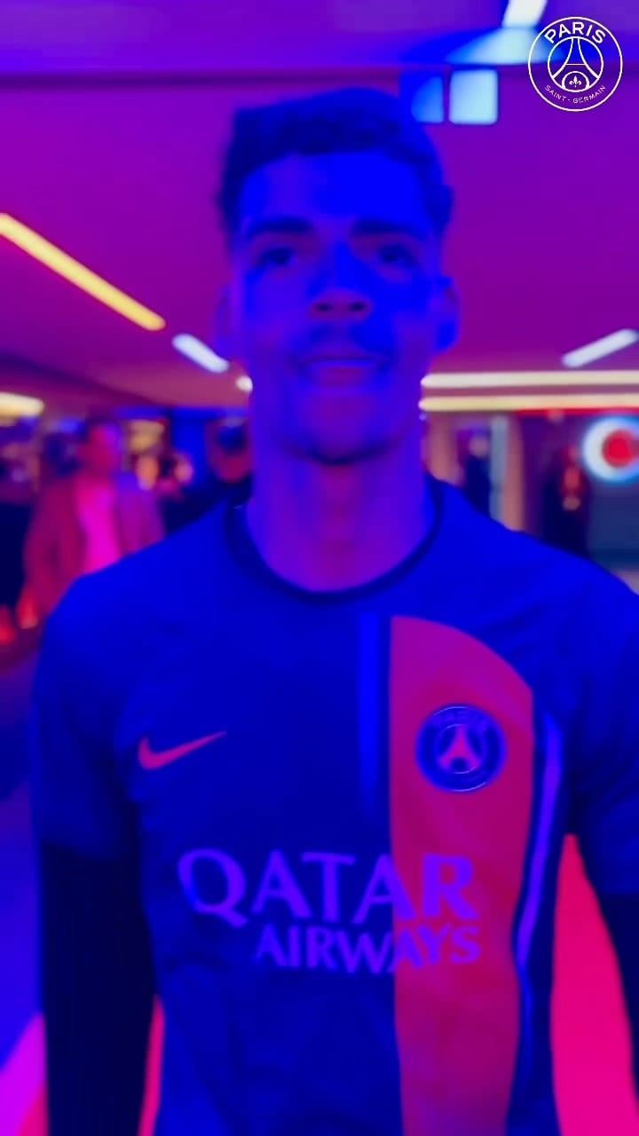 Post 10 by Nils Akinmoladun on Instagram (video)