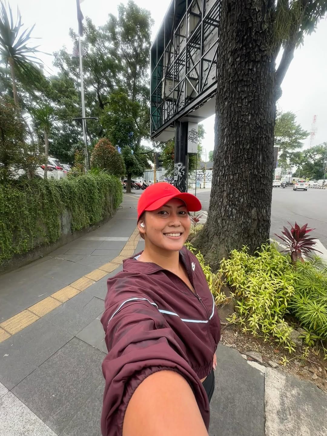 Post 6 by Raina Saumi Grahana on Instagram (carousel)