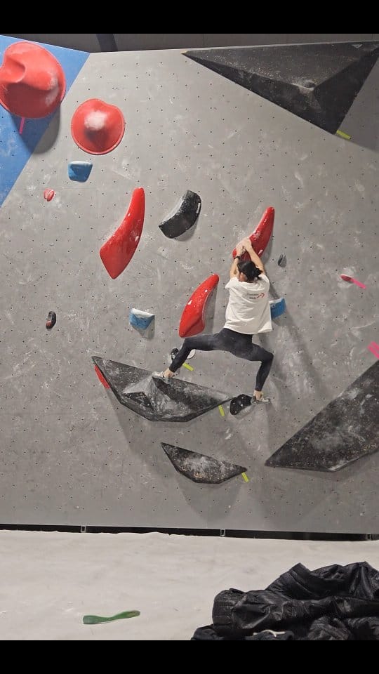 Post 1 by 🎀  ＭＩＡ ＫＲＡＭＰＬ 🎀 on Instagram (video)