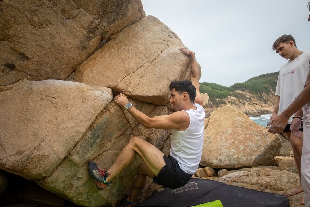 Post 5 by Jason Ng 伍泰龍 | Triathlete on Instagram (carousel)