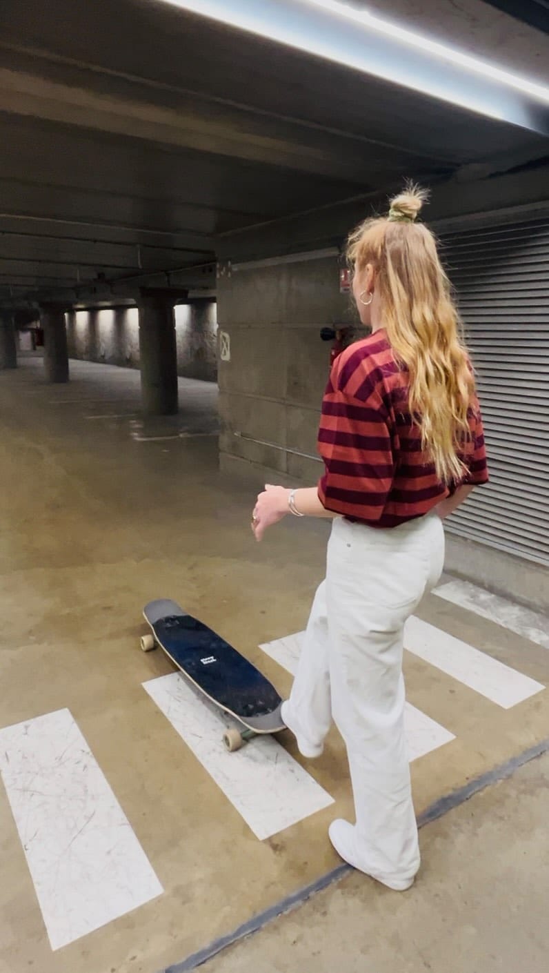 Post 2 by Antonine Champetier on Instagram (video)