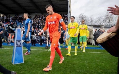 Post 2 by Anthony Lopes officiel on Instagram (carousel)