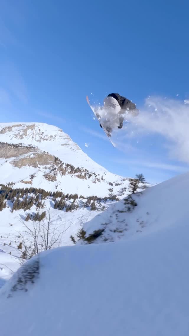 Post 10 by Mathieu Crepel on Instagram (video)