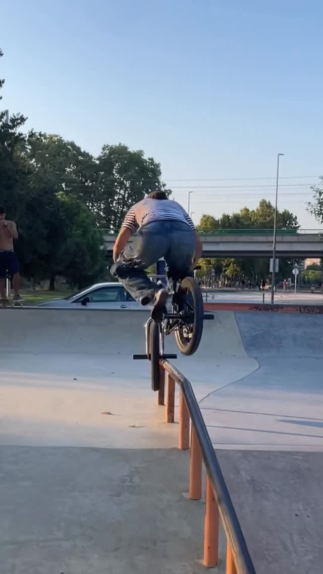Post 5 by Anahí Valentina on Instagram (video)