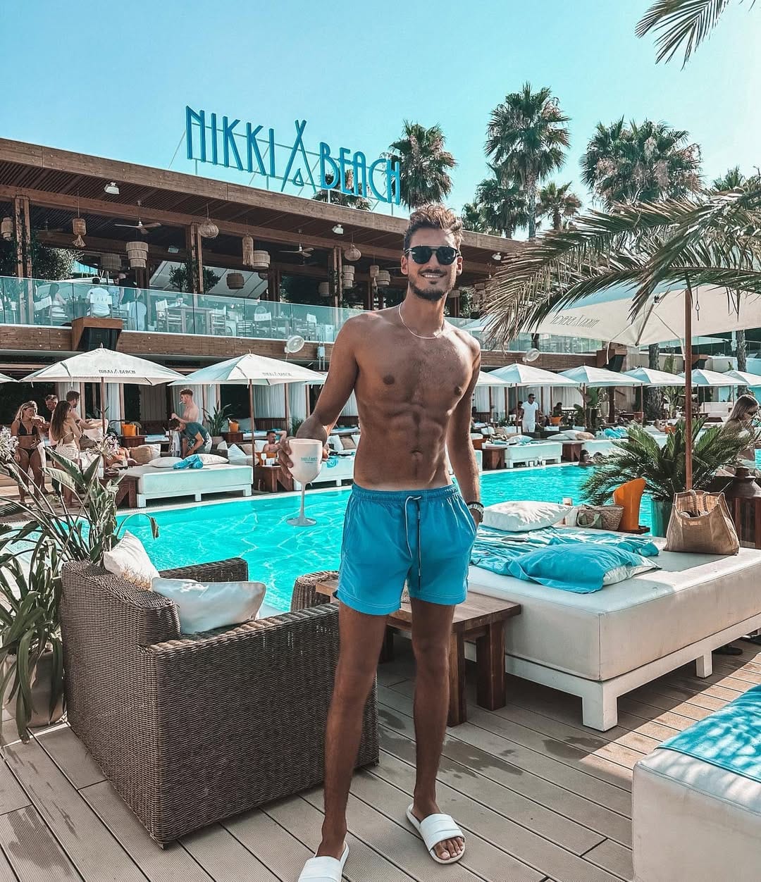 Post 3 by Nikola Ivović on Instagram (image)