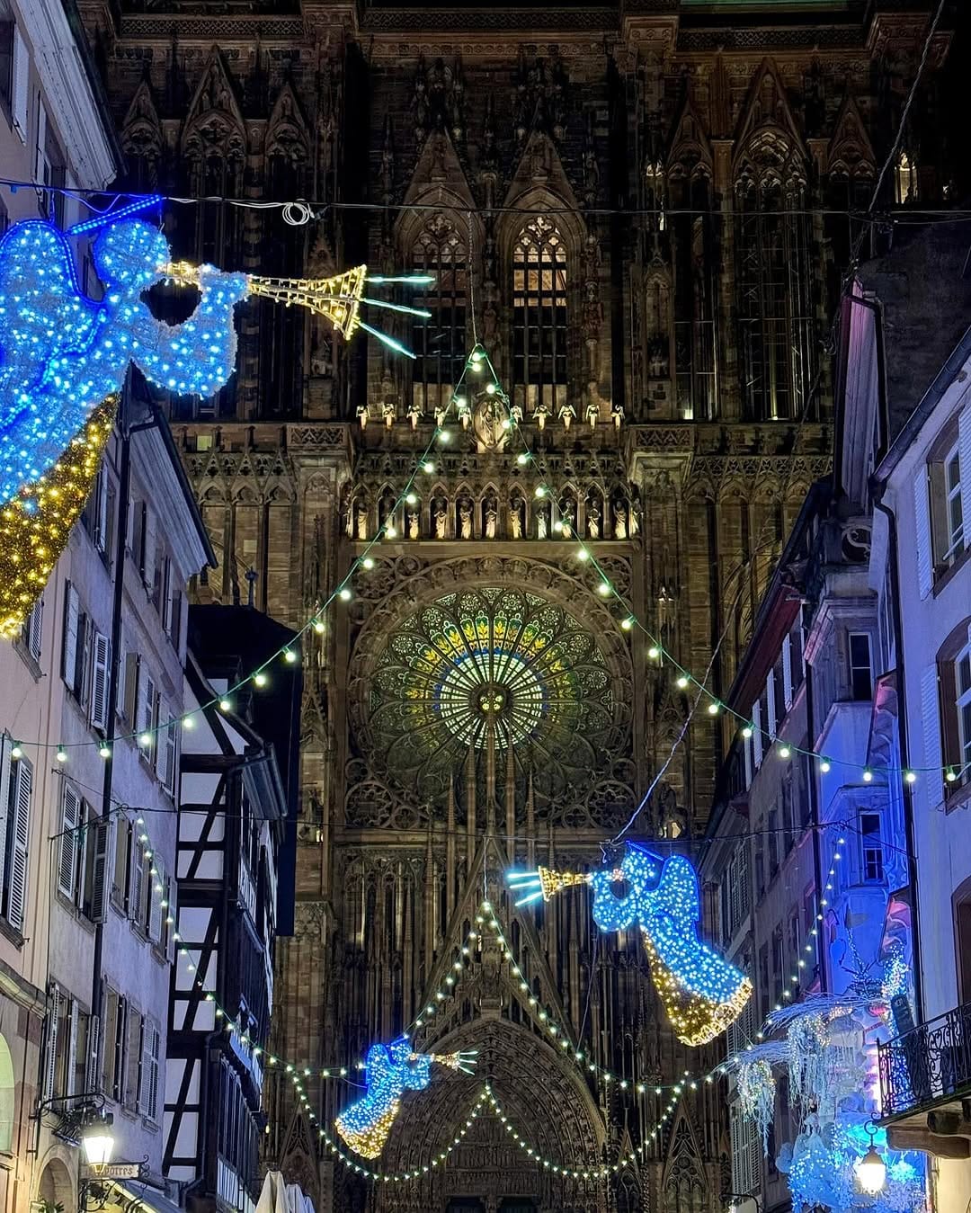 Post 10 by Landen Kerr | Paris + France🇫🇷 on Instagram (carousel)