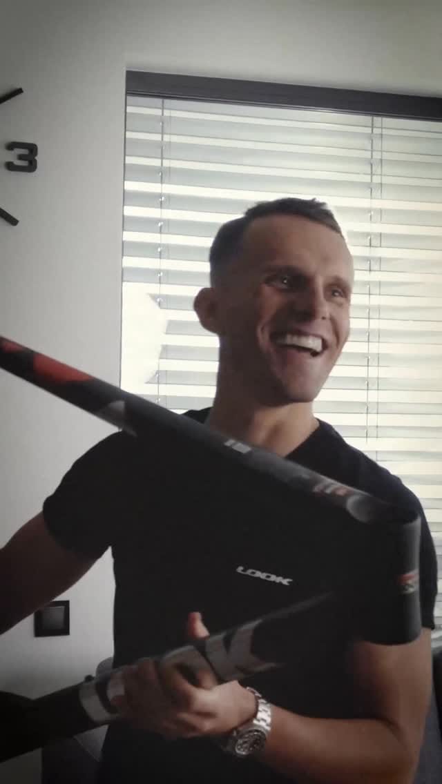Post 3 by Rafał Majka on Instagram (video)