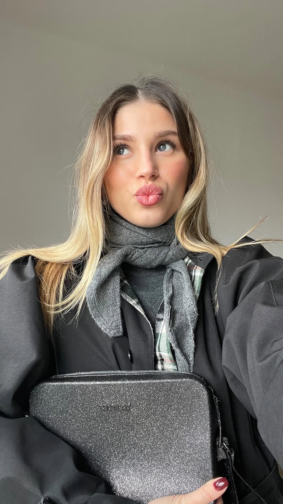Post 2 by DIANE 🍒 on Instagram (video)