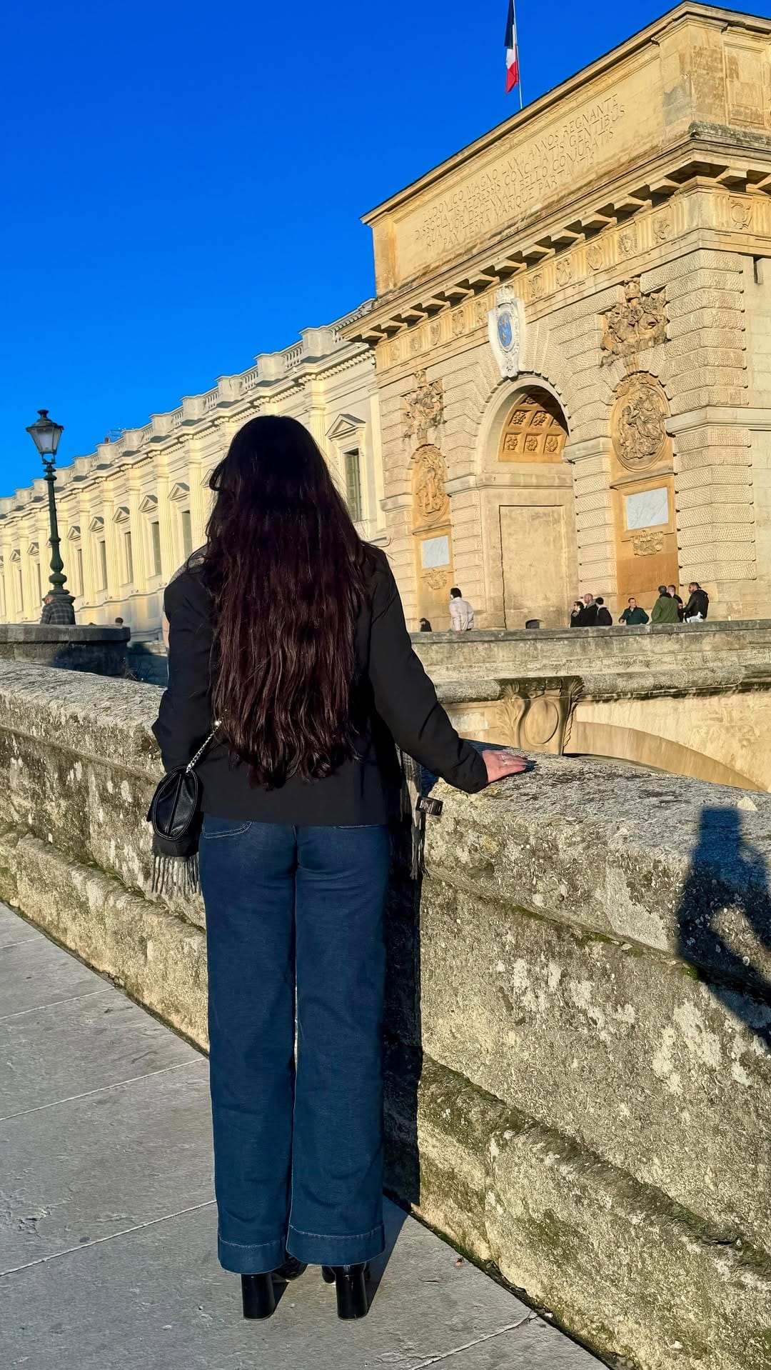 Post 4 by Ludivine on Instagram (video)