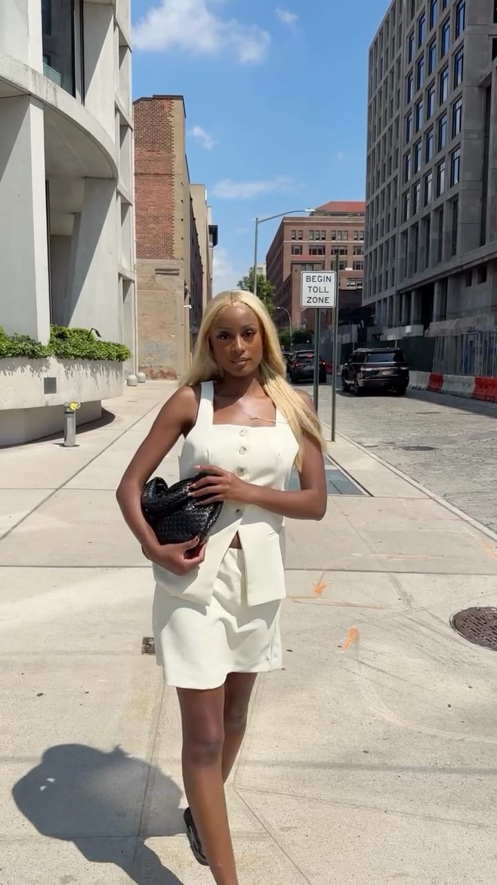 Post 6 by CELINETTE🌹 on Instagram (video)