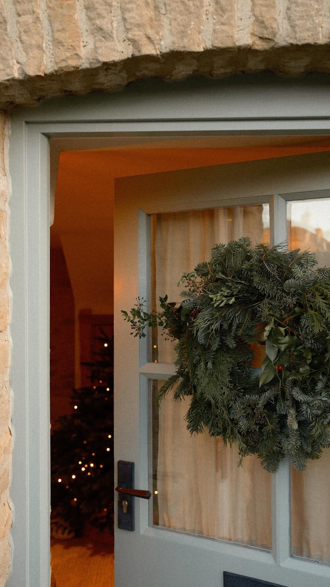 Post 4 by camille carter | bi-coastal blogger on Instagram (video)