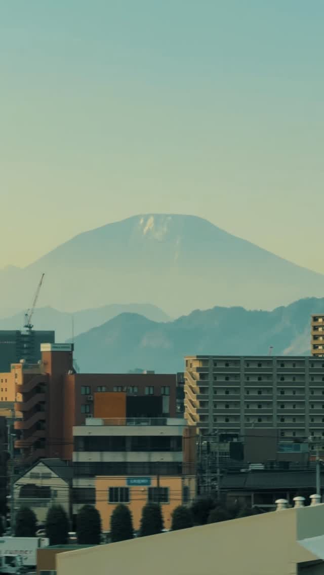 Post 6 by Philip Zhunior on Instagram (video)