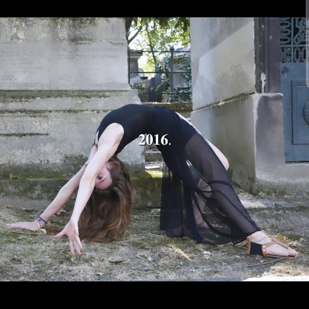 Post 5 by Pauline Testard Mermaid Yogini on Instagram (carousel)