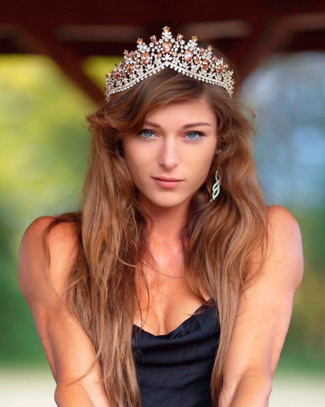 Post 1 by Laura Ziv |  Ifbb Pro Bikini on Instagram (carousel)