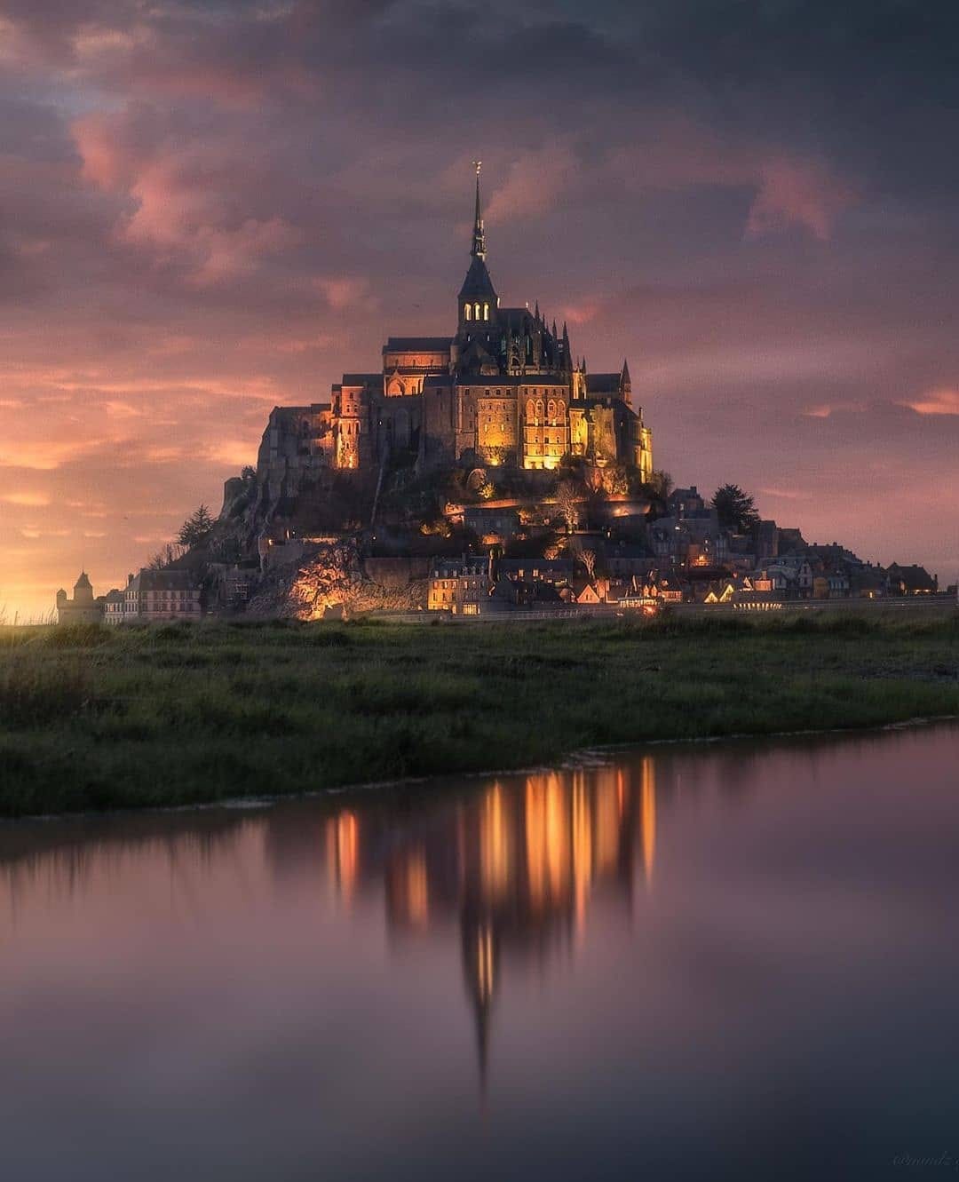 Post 8 by Merveilles de France on Instagram (image)