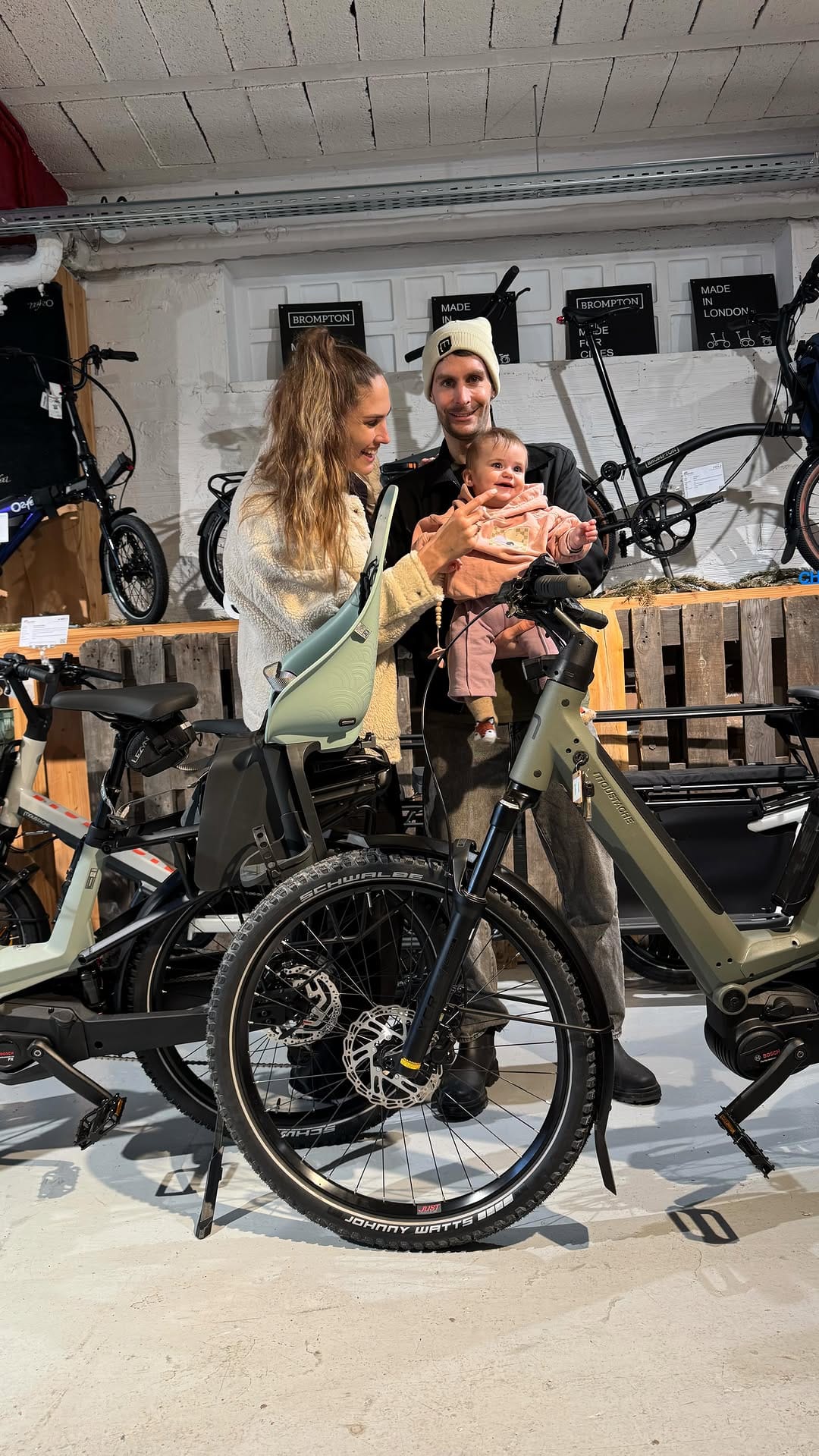 Post 3 by Elodie Clouvel on Instagram (video)