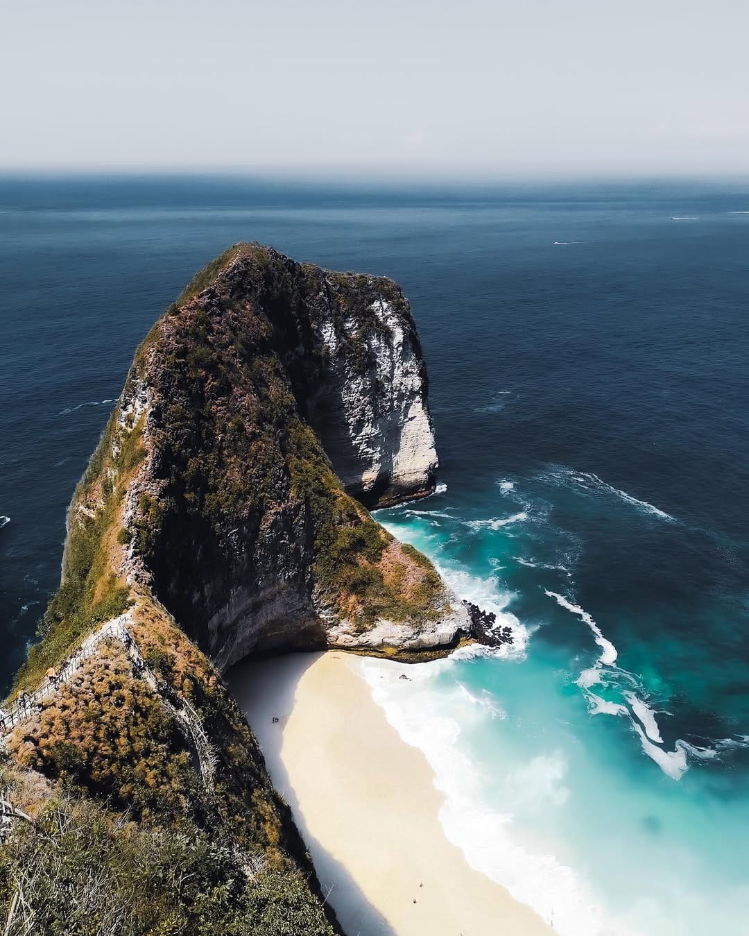 Post 8 by REDA ZOUHAIRI 🌍 TRAVEL on Instagram (image)